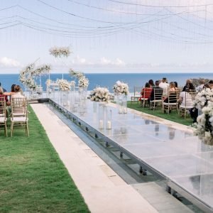 Clear Floating Stage